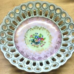 VTG Floral Hand Painted Fancy Decorative Collector Plate/Bowl wCutouts Gilt 8"